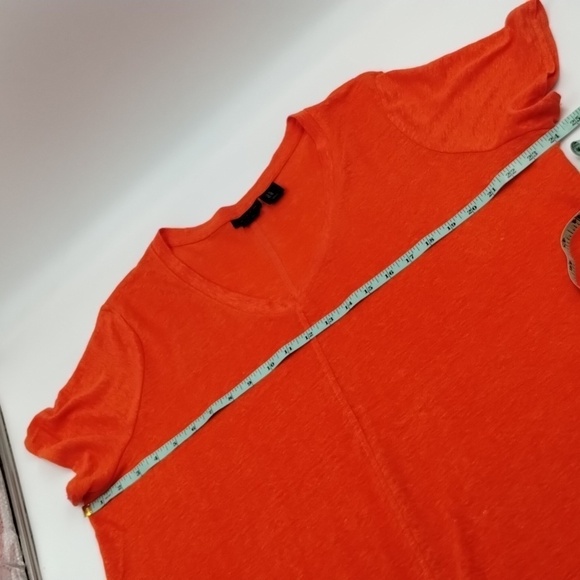 Tahari tee reddish orange Size 1X V Neck top linen natural material Tahari linen - Picture 7 of 10